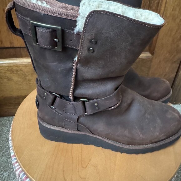 UGG Brown "Maddox" Moto Buckle Boots w/Sheepskin Lining Size 6 (S/N 1009279) - Picture 2 of 14